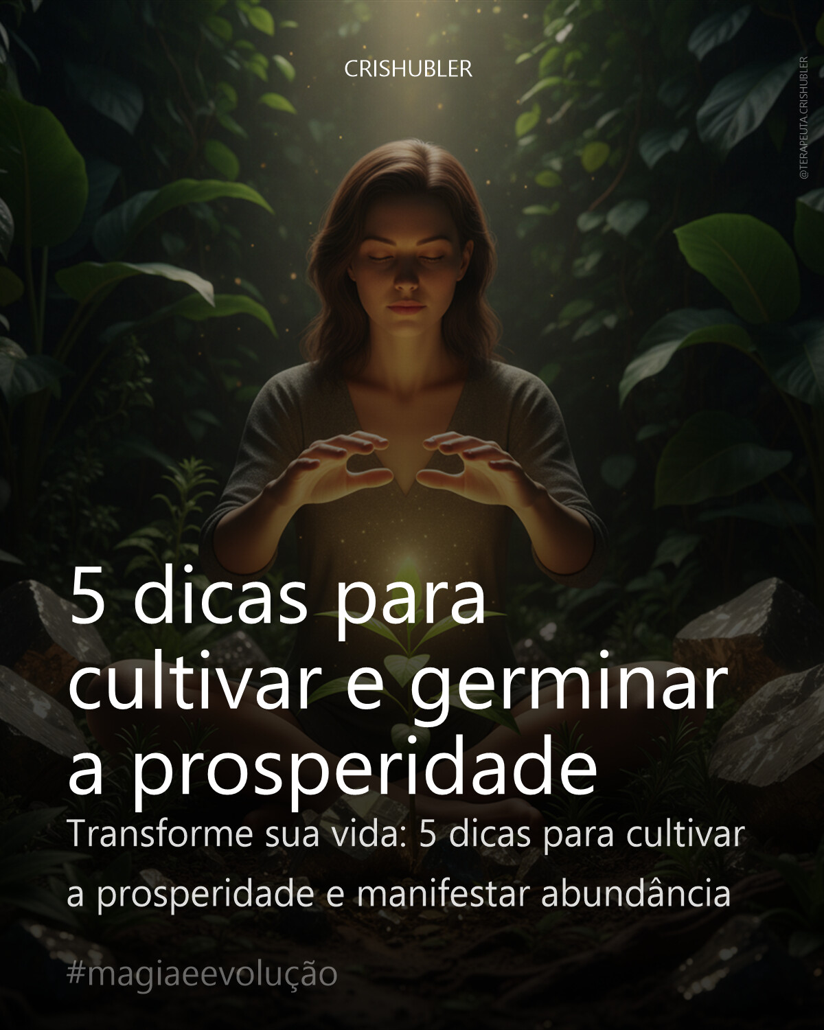 Uma figura feminina em um estado de profunda meditação ou contemplação, suas mãos estendidas suavemente sobre um broto jovem e vibrante que emana uma luz dourada etérea. Ao redor, cristais de pirita brilham com reflexos metálicos e ervas como alecrim se entrelaçam em um fundo texturizado de folhagem verde escura e terra fértil. A cena é banhada por uma luz dramática de alto contraste, criando sombras profundas e realçando a vitalidade dos elementos. Atmosfera de esperança, crescimento e manifestação silenciosa. Detalhes ultra-realistas, cinematográfico, 4K, HDR.